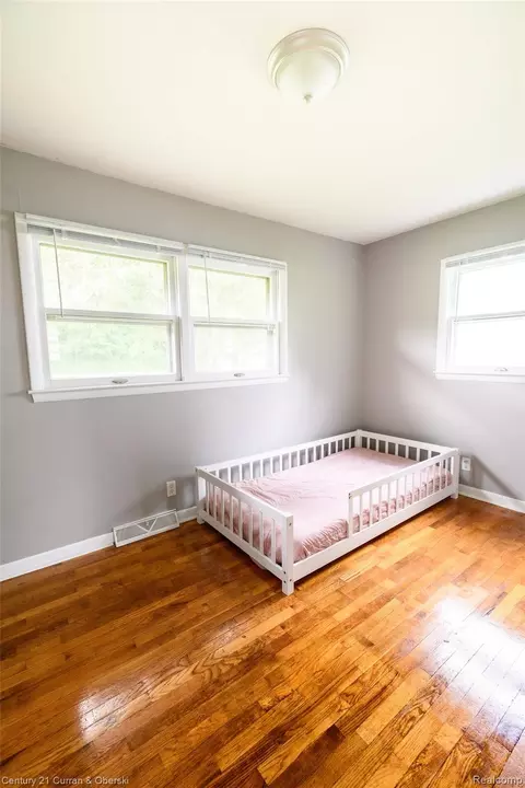 Bedroom - 5260 Rives Junction Rd, Blackman, MI 49201 photo 3 of 7
