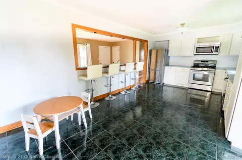 Kitchen - 5260 Rives Junction Rd, Blackman, MI 49201 photo 2 of 5