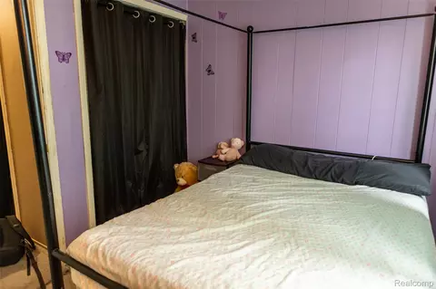 Bedroom - 15167 Meadow St, Romulus, MI 48174 photo 4 of 5