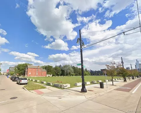 2844 Woodward Ave, Detroit, MI 48201