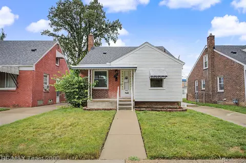 1670 Riverbank St, Lincoln Park, MI 48146