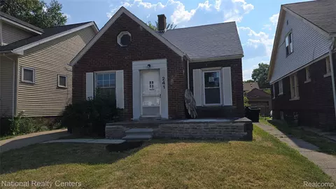 241 Eastlawn St, Detroit, MI 48215
