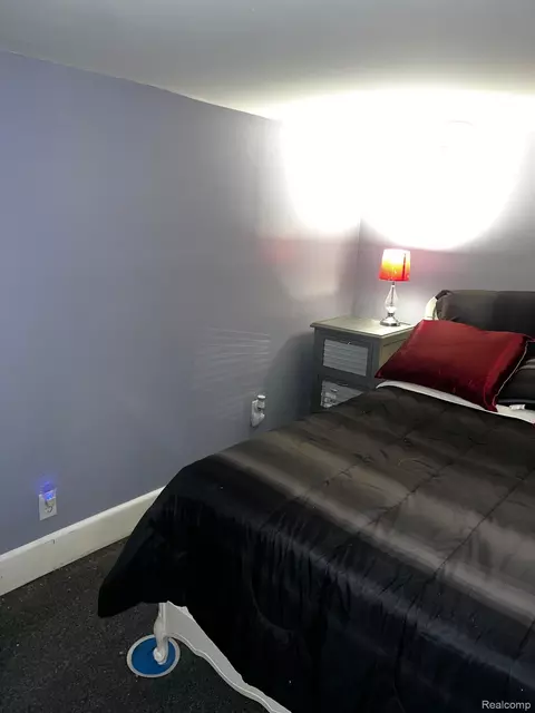 Bedroom - 3364 E Pierson Rd, Flint, MI 48506 photo 6 of 9