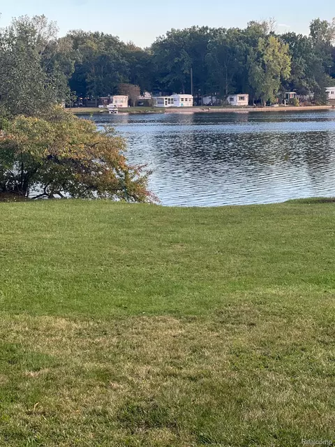 View/Area - 3364 E Pierson Rd, Flint, MI 48506 photo 5 of 5