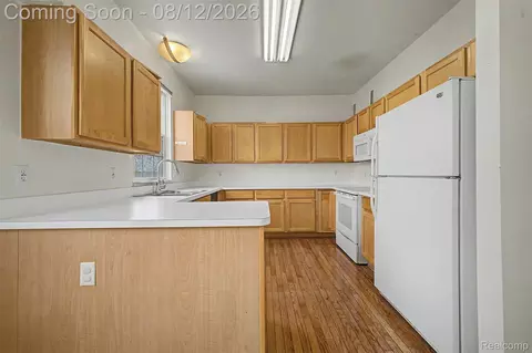 Kitchen - 9 Lyons Ct, Dearborn, MI 48126 photo 1 of 2