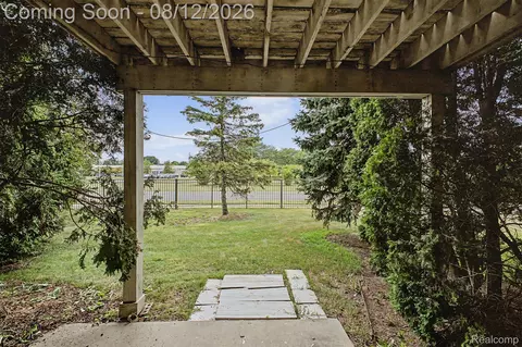 Exterior - 9 Lyons Ct, Dearborn, MI 48126 photo 2 of 3