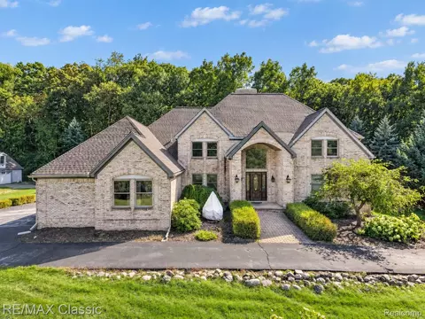 13340 Spencer Rd, Brighton, MI 48380