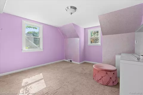 Bedroom - 617 Irvington Ave, Lansing, MI 48910 photo 4 of 4
