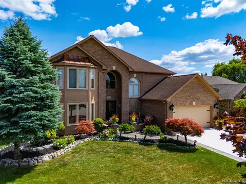 Exterior - 52844 Karon Dr, Macomb, MI 48042 photo 3 of 14