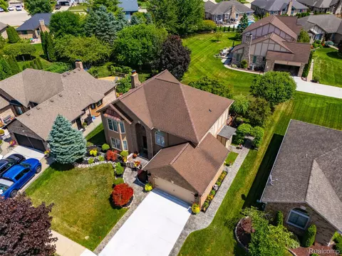 View/Area - 52844 Karon Dr, Macomb, MI 48042 photo 3 of 15