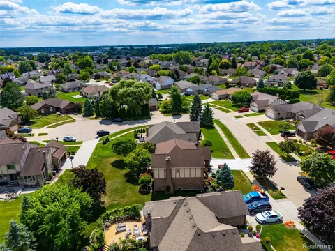 View/Area - 52844 Karon Dr, Macomb, MI 48042 photo 5 of 15