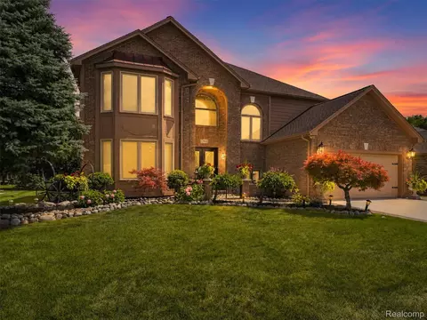 Exterior - 52844 Karon Dr, Macomb, MI 48042 photo 5 of 14