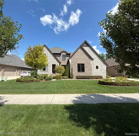 5949 Park Ave, Washington, MI 48095