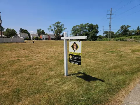 7041 Orchard Ave, Dearborn, MI 48126