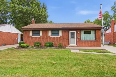 30469 Grandview Ave, Westland, MI 48186