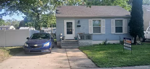 26241 Annapolis St, Dearborn Heights, MI 48125
