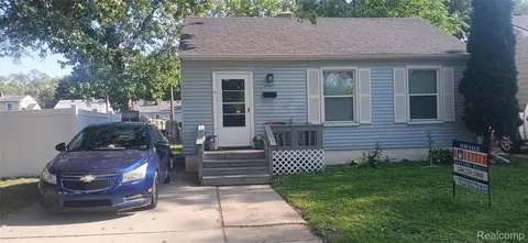 26241 Annapolis St, Dearborn Heights, MI 48125