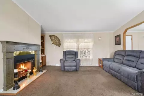 Living - 13451 Mapleview St, Ash, MI 48117 photo 5 of 6
