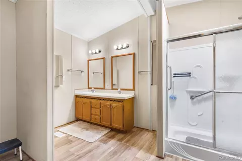 Bath - 13451 Mapleview St, Ash, MI 48117 photo 1 of 5