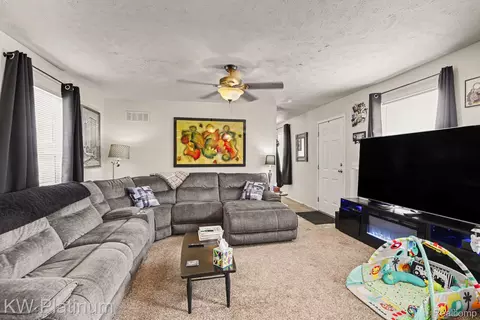 Living - 57911 Lancaster Rd, Washington, MI 48094 photo 1 of 1