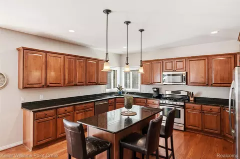 Kitchen - 22296 Beech Knoll Dr, Macomb, MI 48044 photo 3 of 6