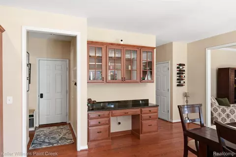 Entry Way - 22296 Beech Knoll Dr, Macomb, MI 48044 photo 4 of 5
