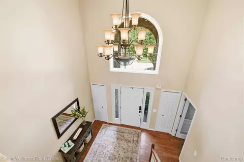 Entry Way - 22296 Beech Knoll Dr, Macomb, MI 48044 photo 3 of 5