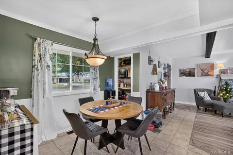 Dining - 527 Leland St, Flushing, MI 48433 photo 3 of 3