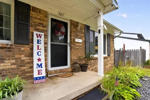 Exterior - 527 Leland St, Flushing, MI 48433 photo 5 of 14
