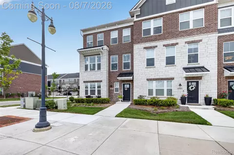 43160 Atwood Ave #10, Novi, MI 48375