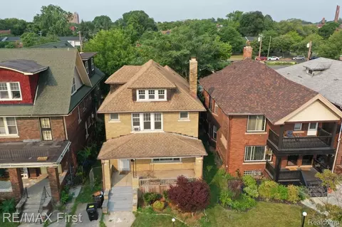 7455 Churchill St, Detroit, MI 48206