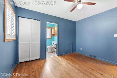 Bedroom - 22109 Haskell St, Taylor, MI 48180 photo 2 of 4