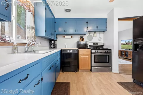 Kitchen - 22109 Haskell St, Taylor, MI 48180 photo 1 of 3