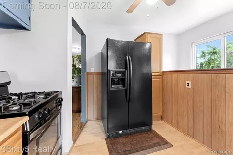 Kitchen - 22109 Haskell St, Taylor, MI 48180 photo 3 of 3