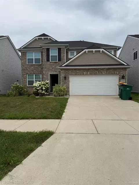 9163 White Tail Ct, Ypsilanti, MI 48197