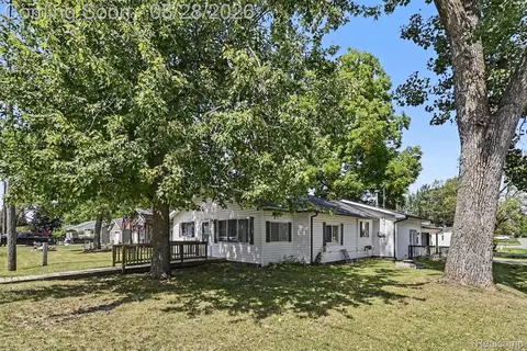 Other - 1107 Corydon Dr, Mount Morris, MI 48458 photo 2 of 6