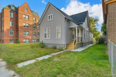 2012 Hubbard St, Detroit, MI 48209