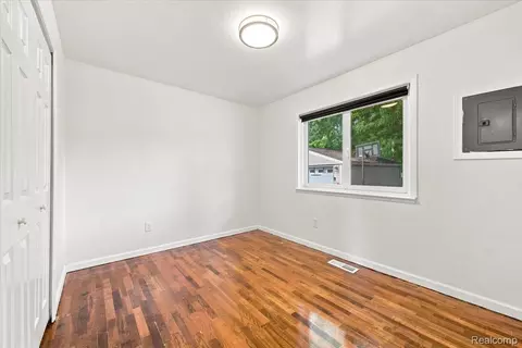 Bedroom - 15432 Orchard St, Romulus, MI 48174 photo 1 of 6