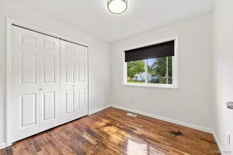 Bedroom - 15432 Orchard St, Romulus, MI 48174 photo 5 of 6