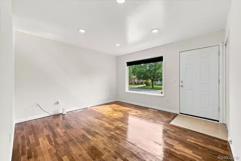 Living - 15432 Orchard St, Romulus, MI 48174 photo 1 of 2