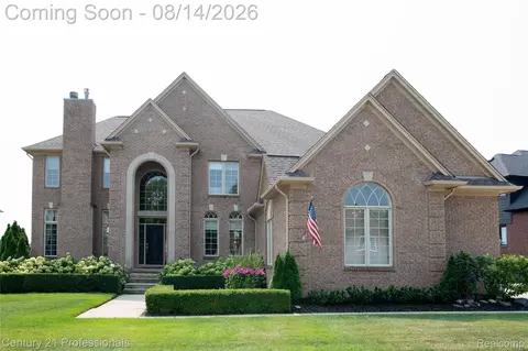 916 Majestic, Rochester Hills, MI 48306