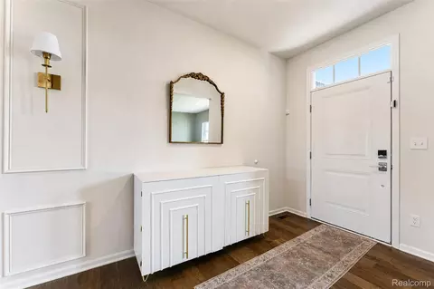 Entry Way - 2716 Maize Loop, Saline, MI 48176 photo 6 of 15