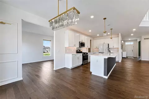 Entry Way - 2716 Maize Loop, Saline, MI 48176 photo 2 of 15