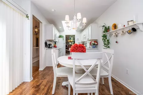 Dining - 50325 Pepper Tree Dr, Macomb, MI 48044 photo 4 of 4