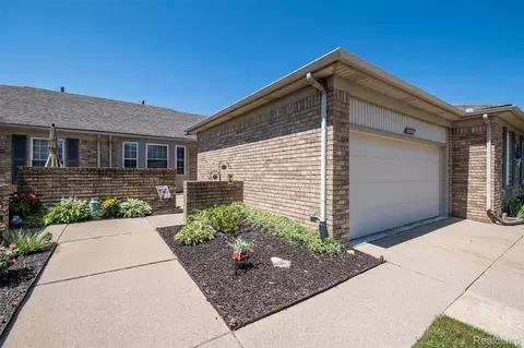 Exterior - 50325 Pepper Tree Dr, Macomb, MI 48044 photo 4 of 14