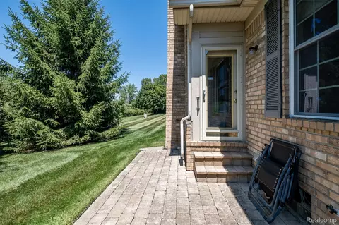 Exterior - 50325 Pepper Tree Dr, Macomb, MI 48044 photo 9 of 14