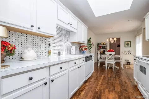 Kitchen - 50325 Pepper Tree Dr, Macomb, MI 48044 photo 1 of 3