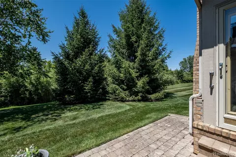 Exterior - 50325 Pepper Tree Dr, Macomb, MI 48044 photo 10 of 14