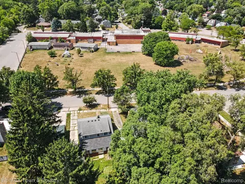 View/Area - 1115 E Vernon Dr, Flint, MI 48503 photo 3 of 3