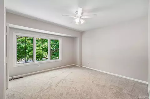 Bedroom - 4523 Rivers Edge Dr, Troy, MI 48098 photo 11 of 12